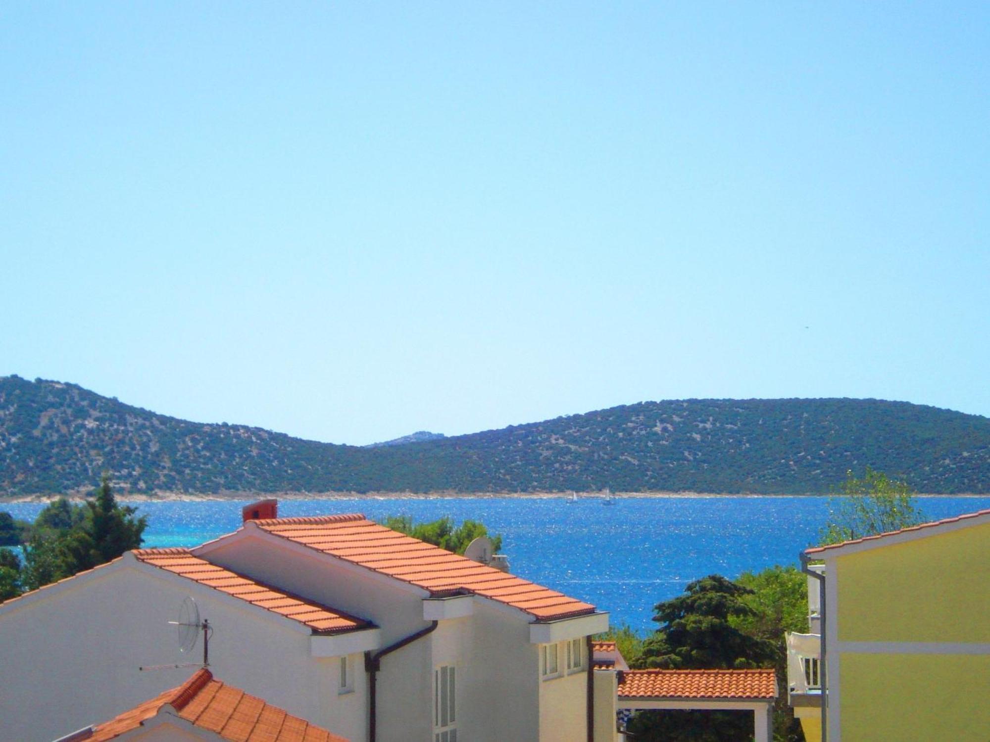 Apartments Nikolas Vodice Bagian luar foto