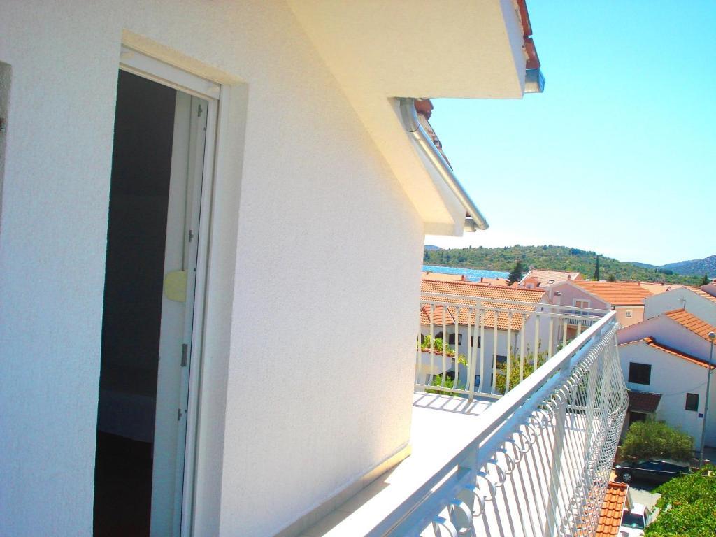 Apartments Nikolas Vodice Ruang foto