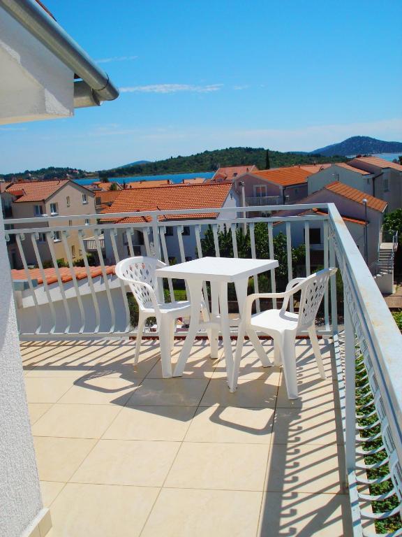 Apartments Nikolas Vodice Ruang foto