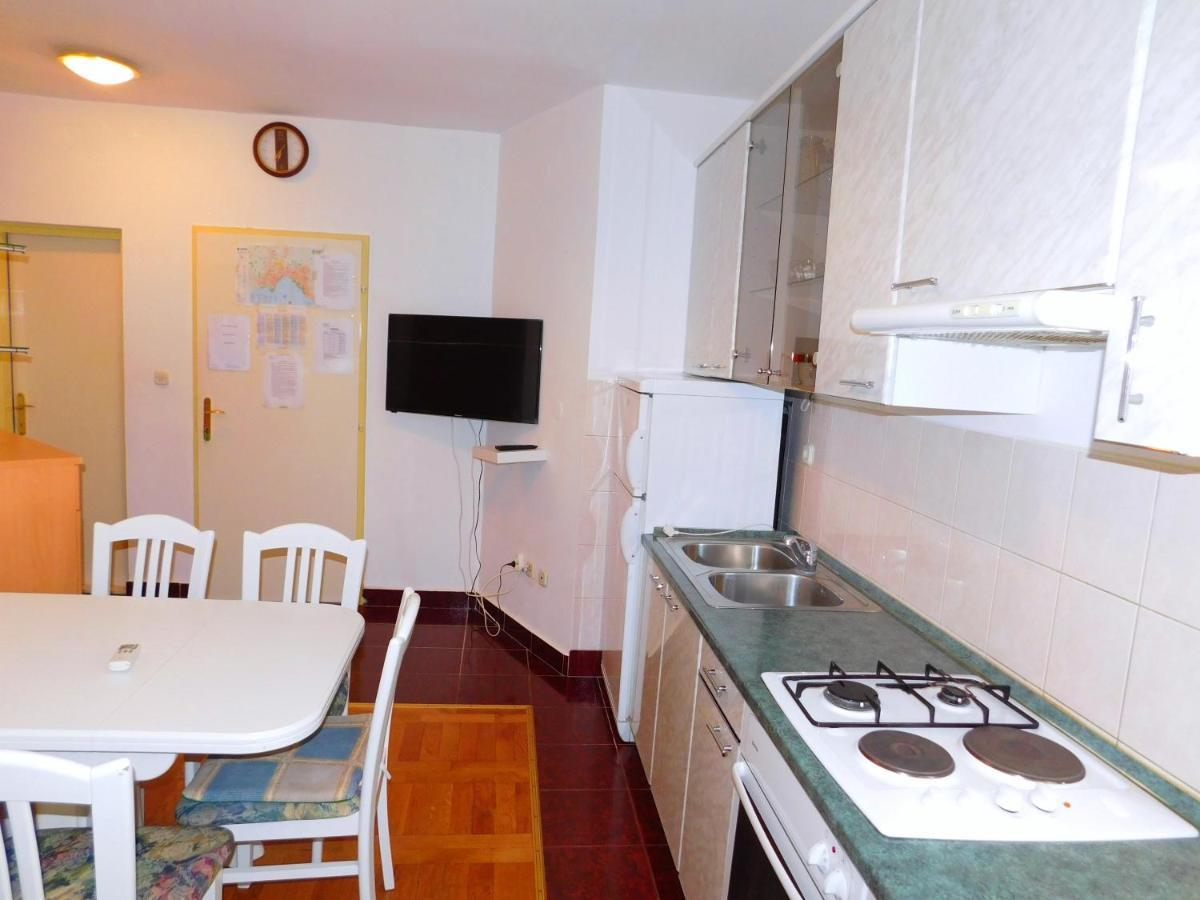 Apartments Nikolas Vodice Bagian luar foto